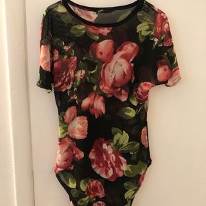 Sheer floral Love Culture shirt 🔆 2/$15
